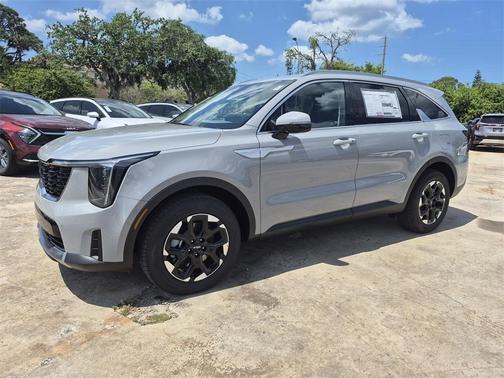 2025 Kia Sorento S