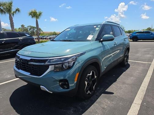 Blue 2025 Kia Seltos EX
