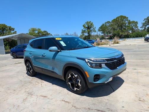 Blue 2025 Kia Seltos EX