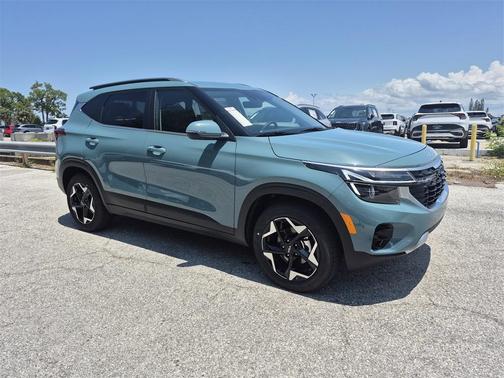 2025 Kia Seltos EX