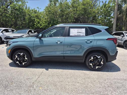 2025 Kia Seltos EX
