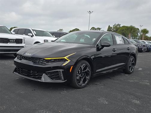 2026 Kia K5 GT-Line