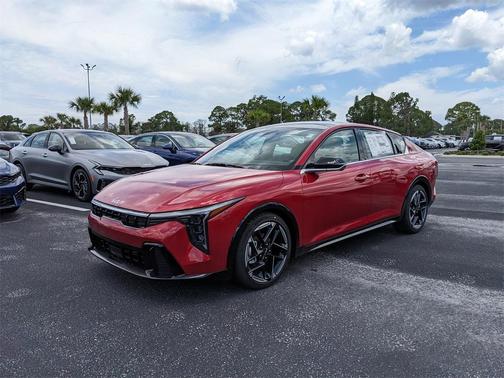 2025 Kia K4 GT-Line