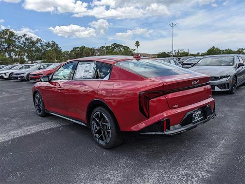 2025 Kia K4 GT-Line