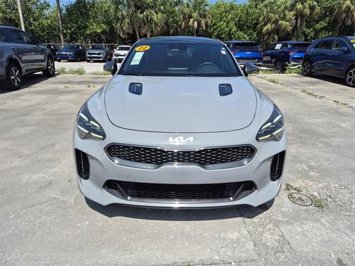 2022 Kia Stinger GT1