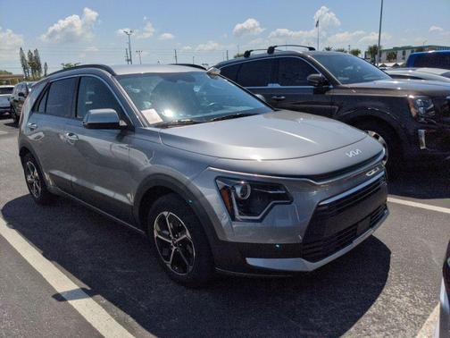 2023 Kia Niro EX