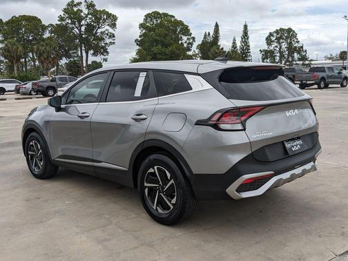 2025 Kia Sportage Hybrid LX