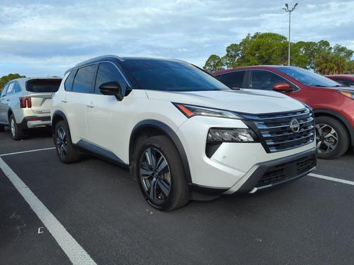 2025 Nissan Rogue SL