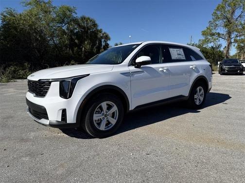2025 Kia Sorento LX