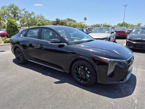 2025 Kia K4 GT-Line Turbo