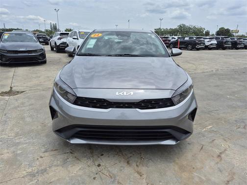 2024 Kia Forte LXS