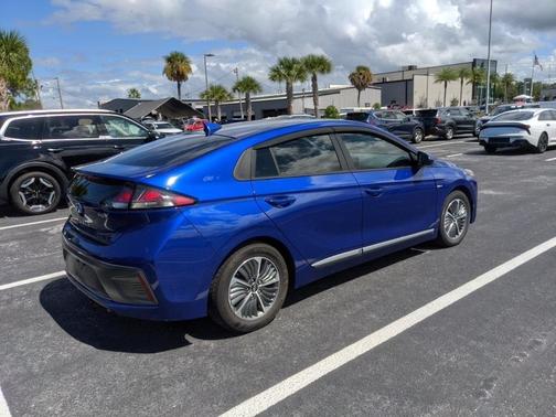 2020 Hyundai IONIQ Plug-In Hybrid SE