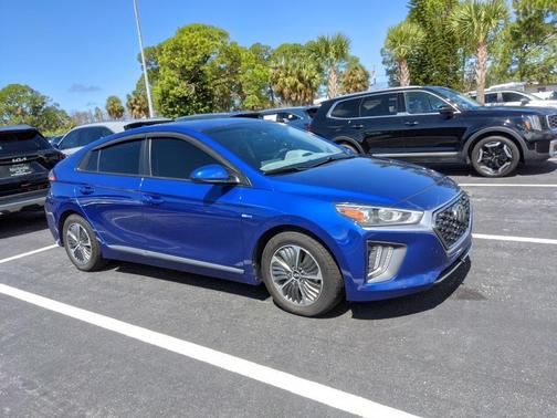 2020 Hyundai IONIQ Plug-In Hybrid SE