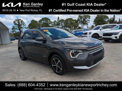 Graphite Gray 2024 Kia Niro LX