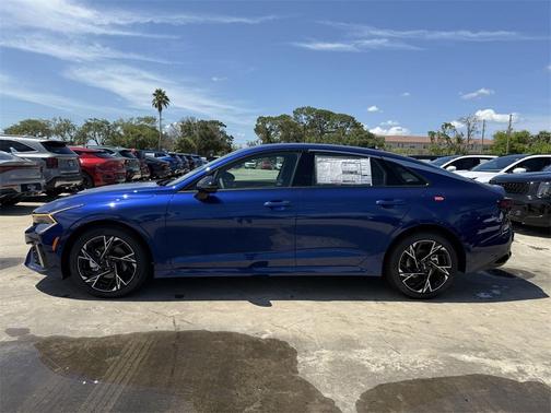 2025 Kia K5 GT-Line