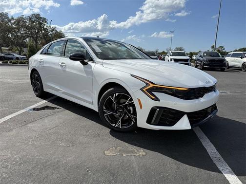 2025 Kia K5 GT-Line
