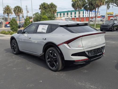 Wolf Gray 2026 Kia EV6 Wind