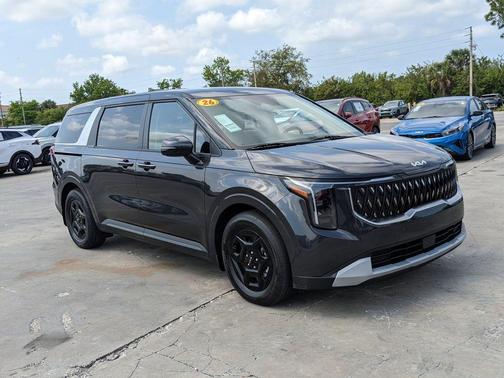 Metal 2026 Kia Carnival LX