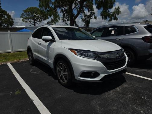 Platinum White Pearl 2022 Honda HR-V EX-L