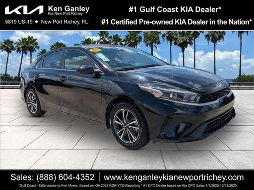 Aurora Black Pearl 2024 Kia Forte LXS