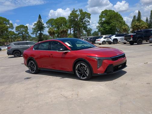 2025 Kia K4 GT-Line