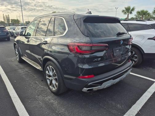 2023 BMW X5 sDrive40i