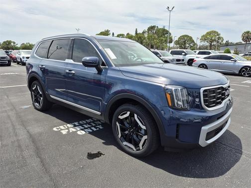 2025 Kia Telluride S