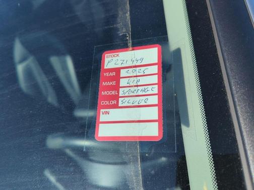 2025 Kia Sportage EX