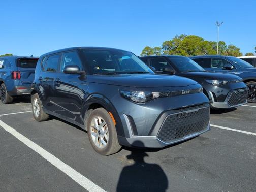 2024 Kia Soul LX