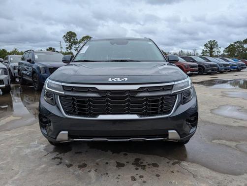Gravity Gray 2026 Kia Seltos S