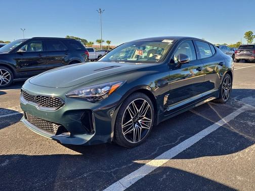 2023 Kia Stinger GT2