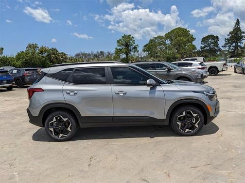 2025 Kia Seltos S