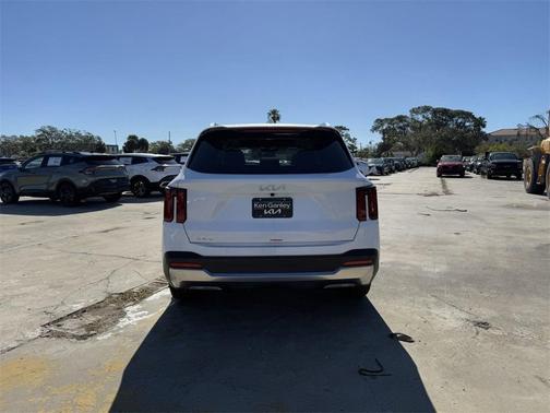2025 Kia Sorento S