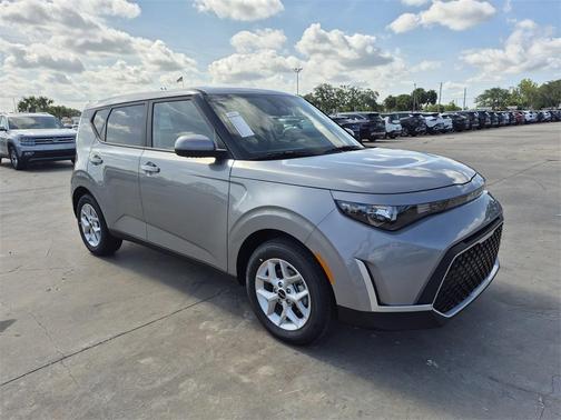 2025 Kia Soul LX