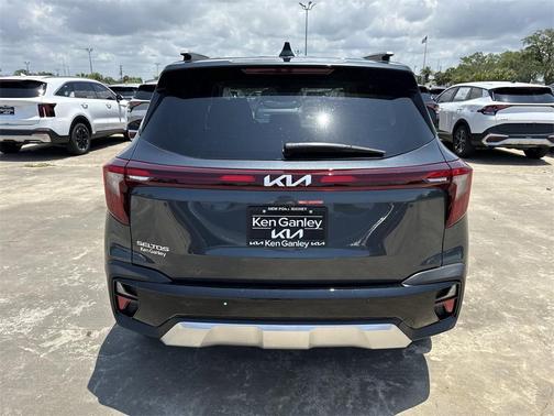 2025 Kia Seltos EX
