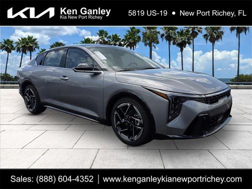 2025 Kia K4 GT-Line