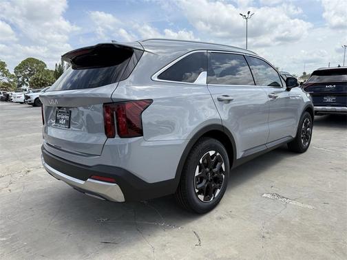 2025 Kia Sorento S