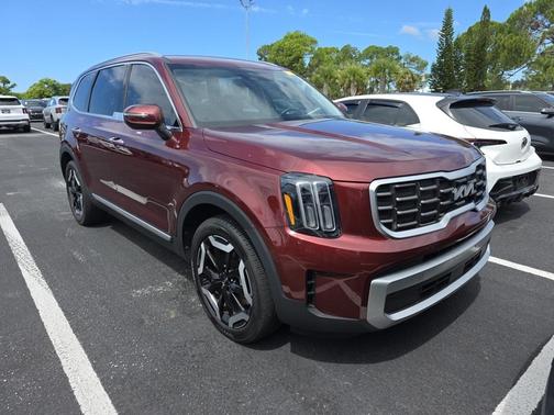 2023 Kia Telluride S