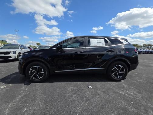2025 Kia Sportage Hybrid LX