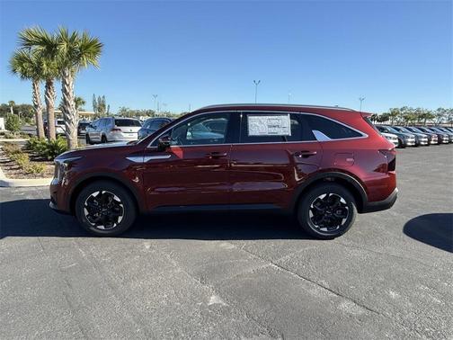 2025 Kia Sorento S