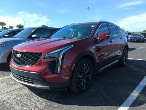 2020 Cadillac XT4 Premium Luxury