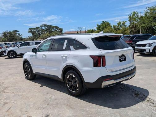 Glacial White Pearl 2025 Kia Sorento S