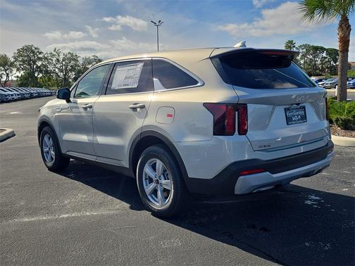 2026 Kia Sorento LX