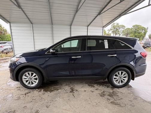 Imperial Blue 2020 Kia Sorento LX