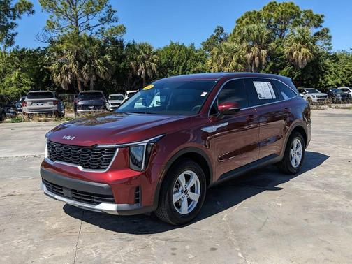 2025 Kia Sorento LX