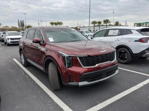 2025 Kia Sorento LX