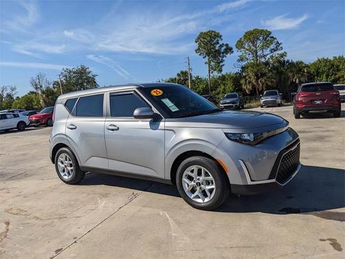 2025 Kia Soul S