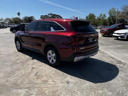 2024 Kia Sorento LX