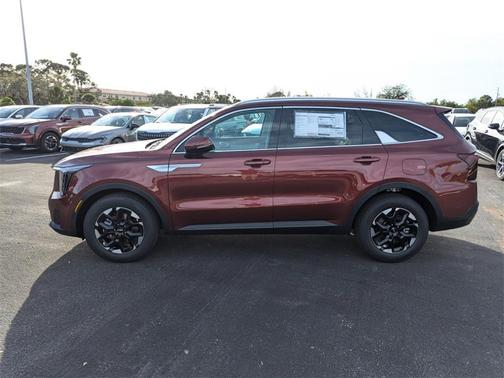 2025 Kia Sorento S
