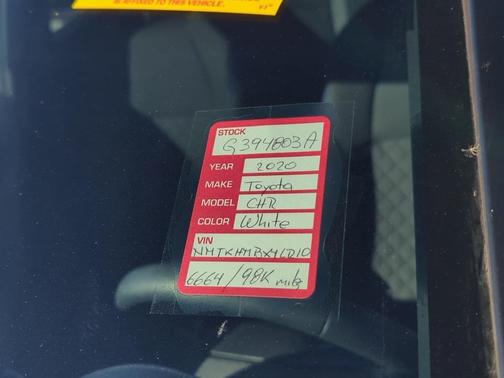 2020 Toyota C-HR XLE